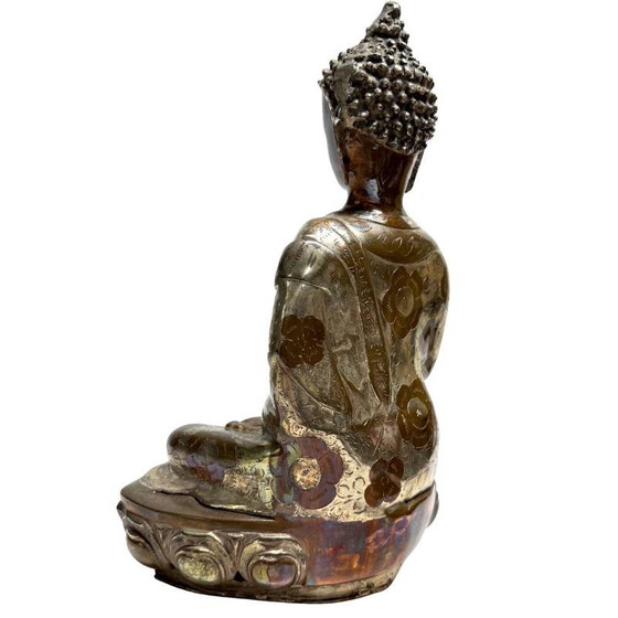 Raro Buda Shakyamuni de Patan – Túnica floral grabada a mano, c. 1920 – Esculturas, Bronze (photo 6 of 10)
