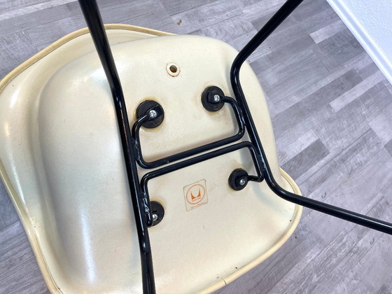 Image 1 of Hermann Miller Eames Sillón de fibra de vidrio Hopsak DAX Fehlbaum