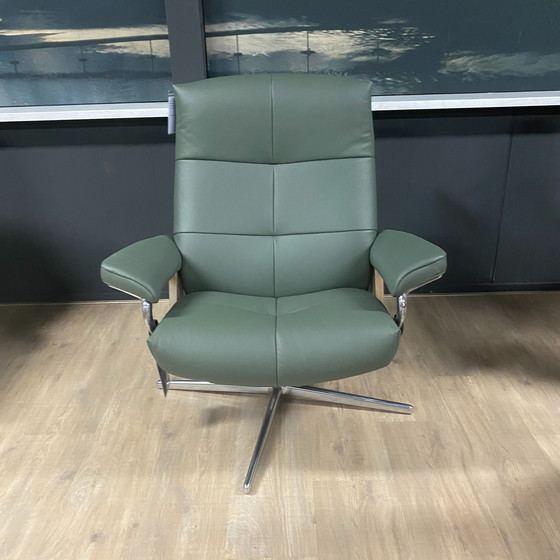 Image 1 of Sillón reclinable grande Stressless David con reposapiés