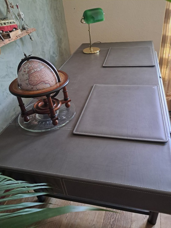 Scrivania Promemoria con piano in pelle – Scrivanie, Leather, Metal (photo 5 of 7)