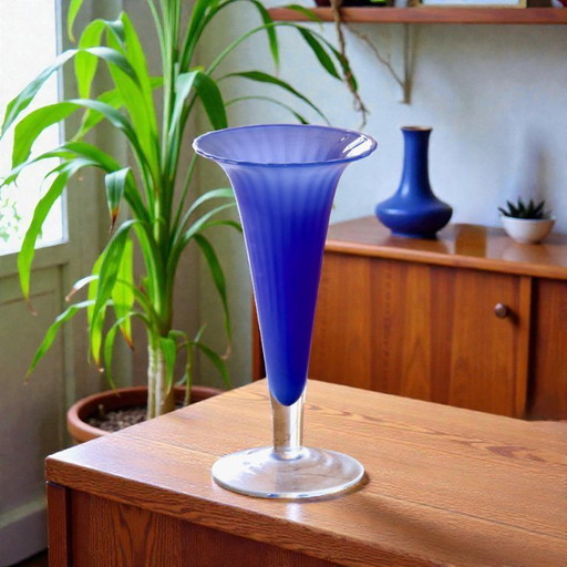 Große Murano-Vase aus mundgeblasenem kobaltblauem Glas