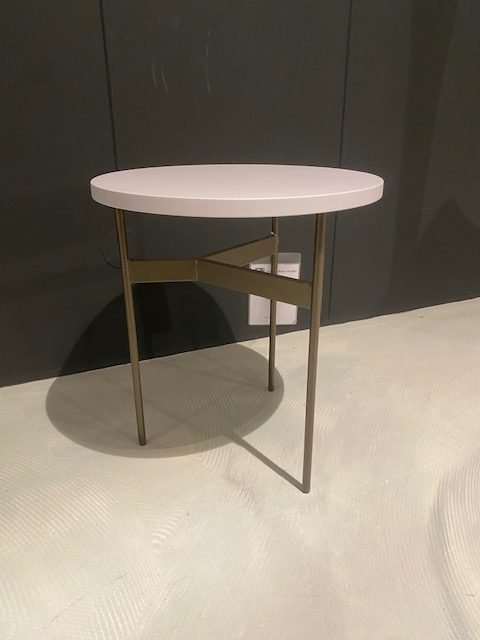Image 1 of Leolux Tampa Round side table