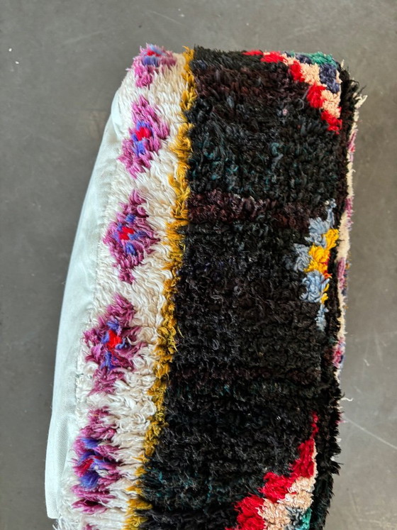 Vintage Marokkaanse Boucherouite Vloerkleed Poef – 70 × 70 × 40 cm – Kussentjes, Textile, Wool (photo 5 of 8)