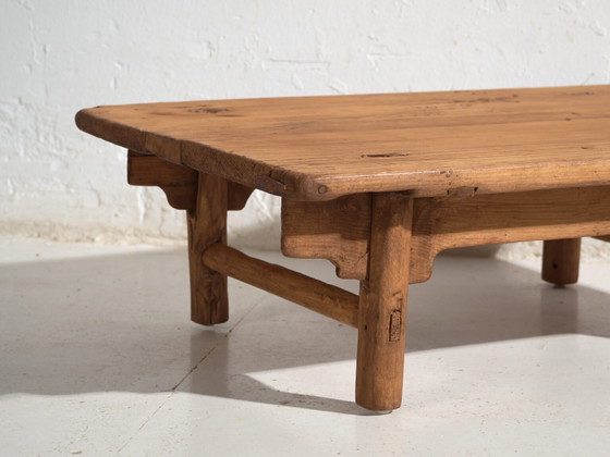 Antieke lage tafel van grenenhout – China, circa 1930 – Salontafels (photo 26 of 40)