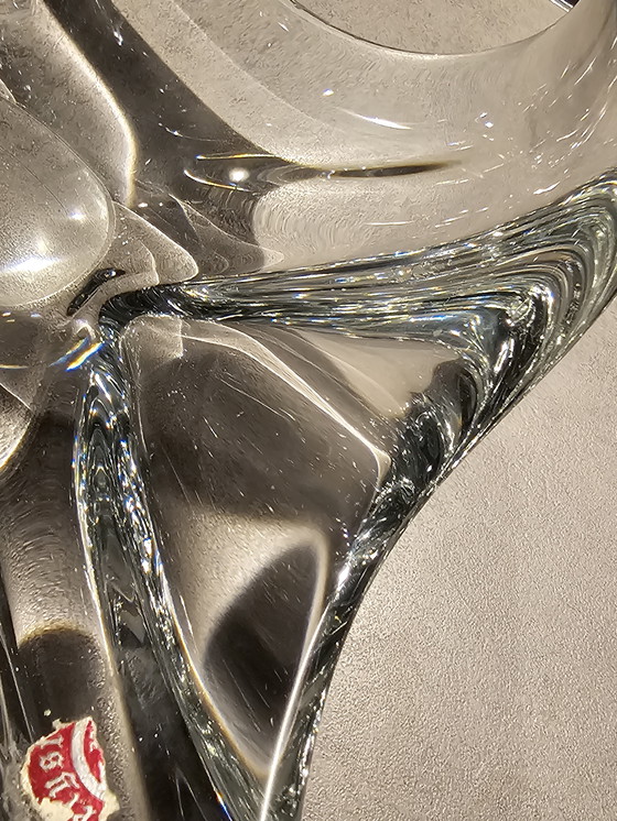 Image 1 of Artglass bowl with a hint of Manganese