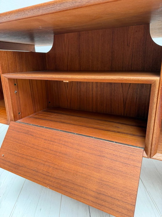 1960s Vintage Danish Design Teak Desk Model 75 by Gunni Omann for Omann Jun, Wood, Brown, Mid Century Modern (photo 17 of 17)