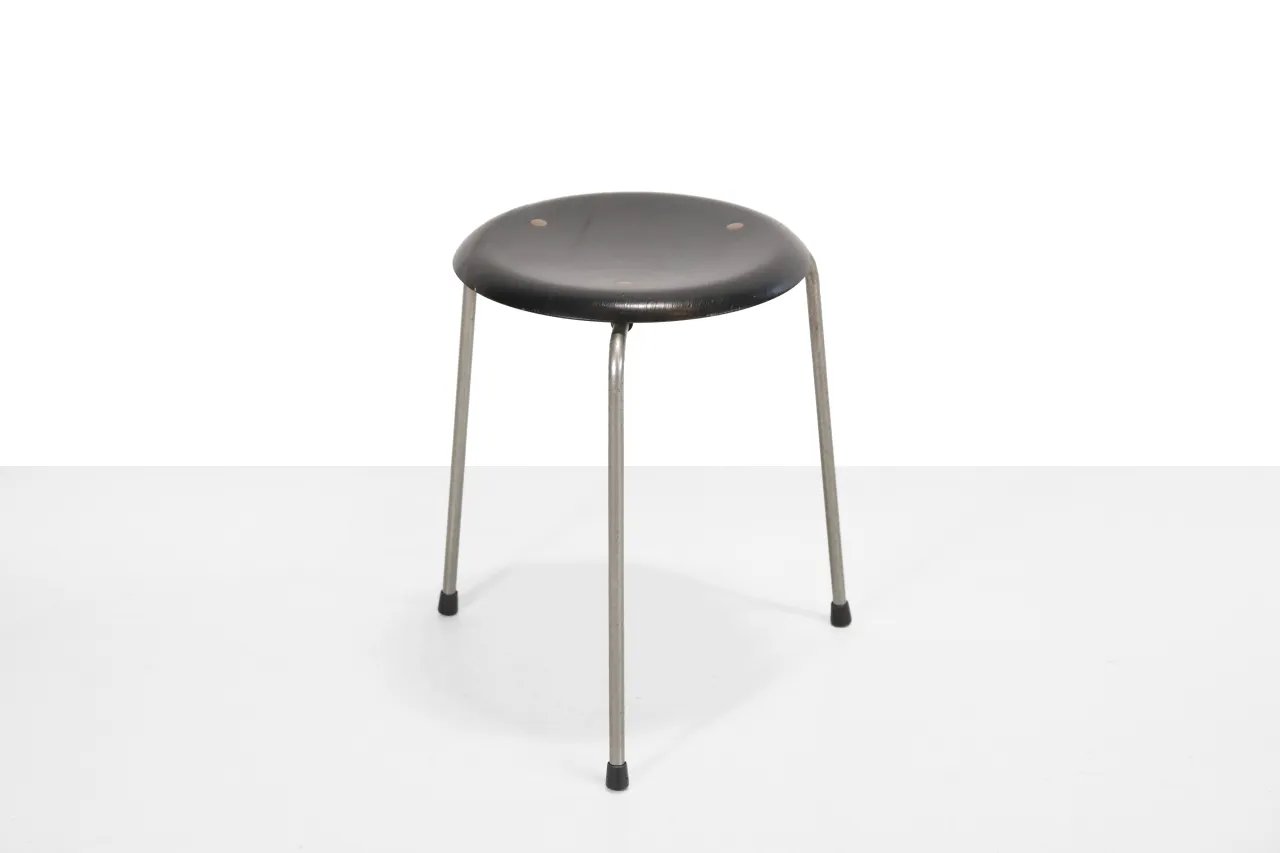 Fritz Hansen Stools | Whoppah