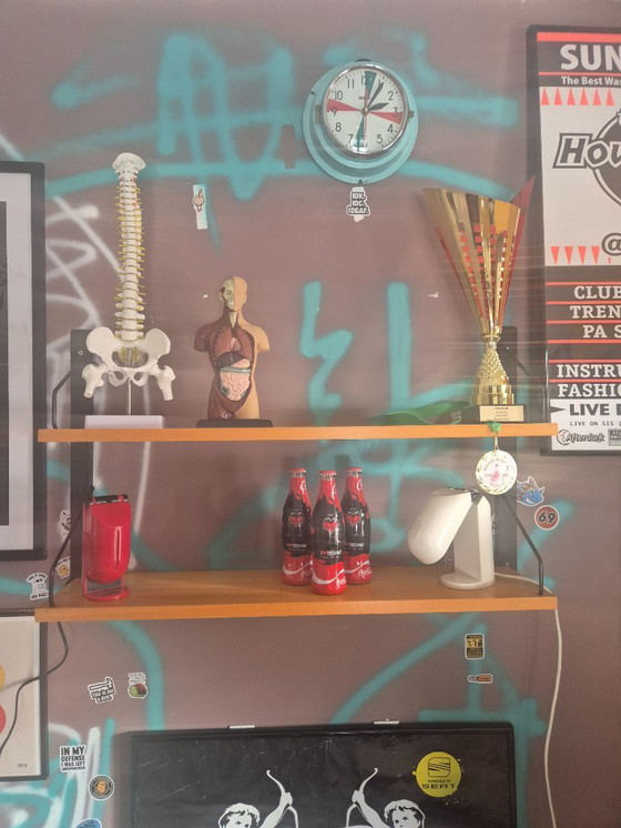 Image 1 of Portaoggetti da parete Poul Cadovius