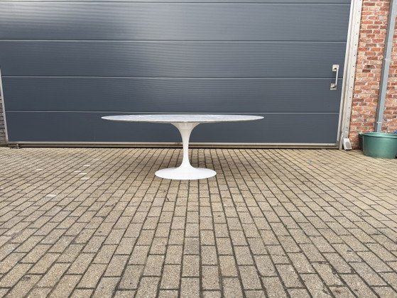 Image 1 of Original oval Knoll Tulip dining table (198cm) Carrara marble Eero Saarinen