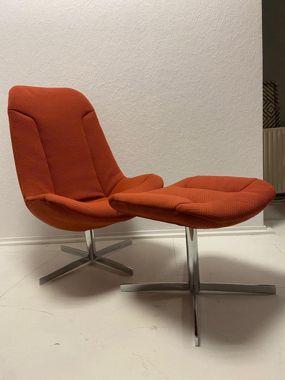 Image 1 of Gelderland 7405 swivel armchair with ottoman | burnt orange