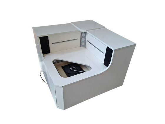 Image 1 of Design hoekkast met geïntegreerd draaiplateau – een uniek vintage exemplaar.