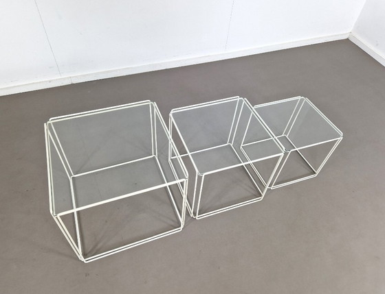 Max Sauze | Isocele Nesting Set – Bijzettafels, Metal (photo 3 of 10)