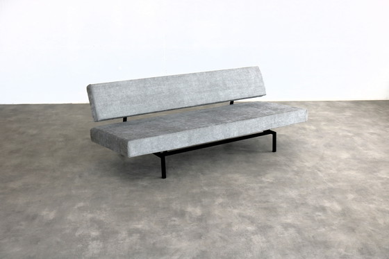 Image 1 of vintage Martin Visser (sleeper) sofa