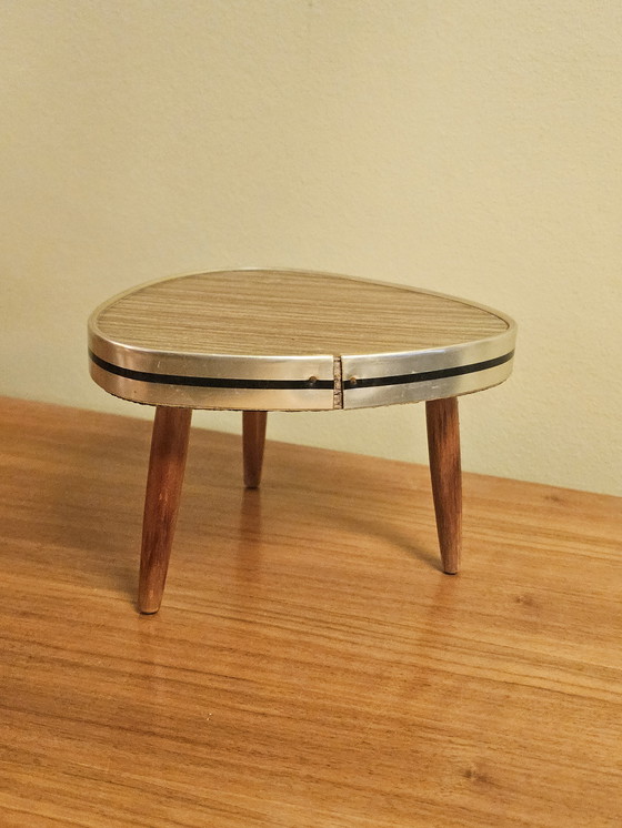 Image 1 of Vintage Windowsill Table Side Table Formica