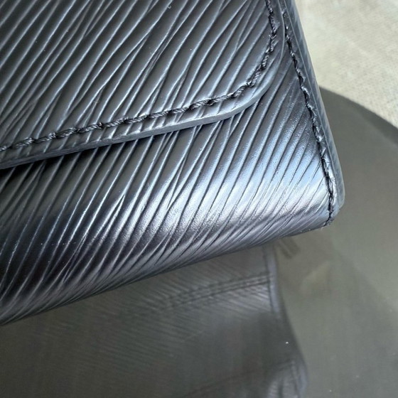 Image 1 of LOUIS VUITTON TWIST MEDIUM MM - EPI LEER ZWART MET ZILVEREN BESLAG