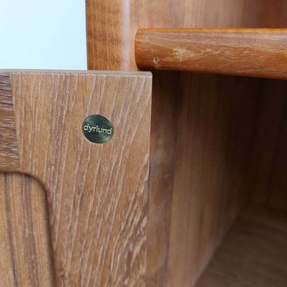 Image 1 of Vintage Dyrlund display cabinet, arched cabinet with lighting