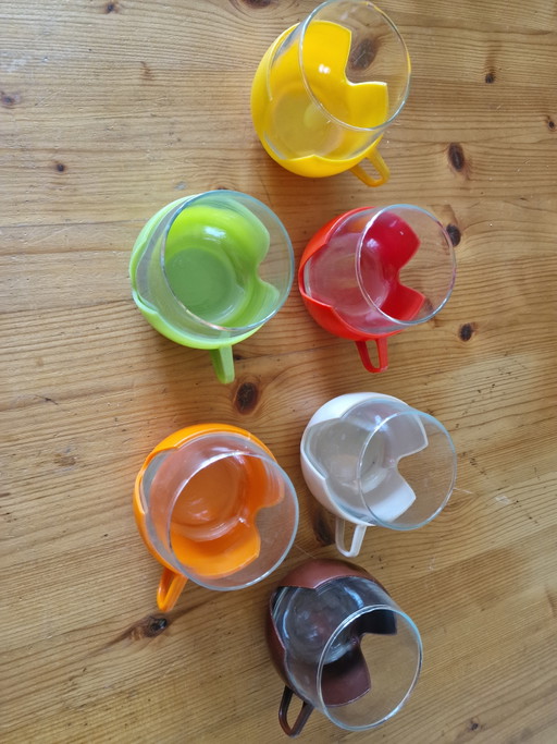 Set van 6 theeglazen in mid-century space age-stijl – Gemaakt in Nederland (jaren 70) – servies, Glass, Plastic