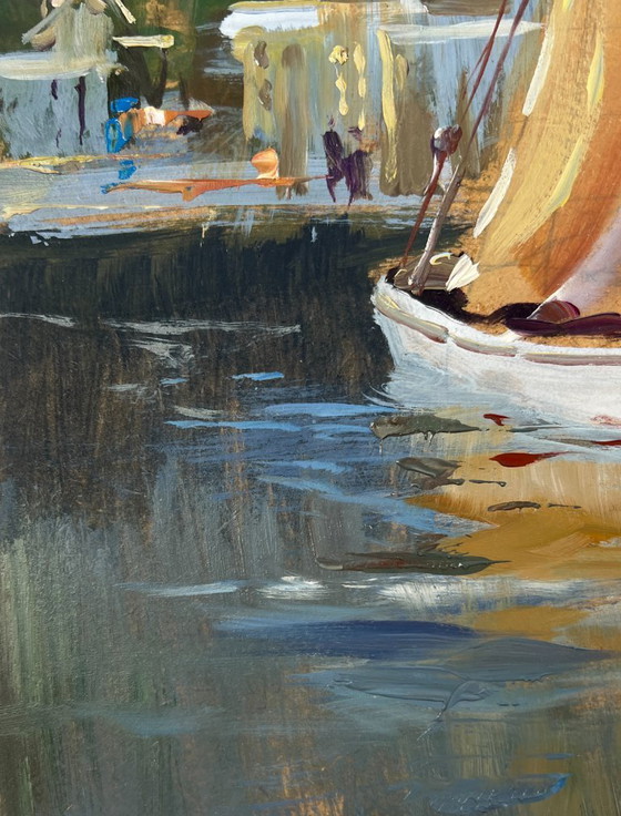 Image 1 of Origineel olieverfschilderij: Avondkustlandschap. De stad is stil, de boot vaart.