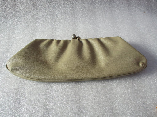 Fred de la Bretoniere, Vintage handbag with brass frame, Ca 1970.