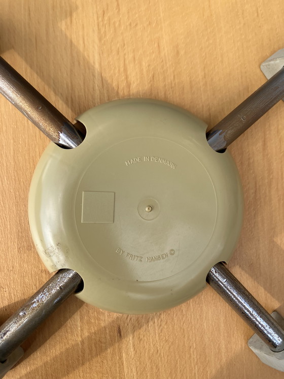 Image 1 of Fritz Hansen series 7 Butterfly chairs natural wood 1988