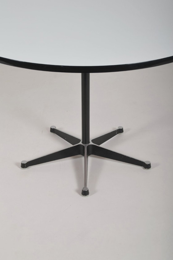 Image 1 of Dining table 650 designed by Charles and Ray Eames for Herman Miller, 1960s