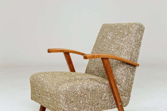 Image 1 of Poltrona lounge vintage con rivestimento a fantasia verde, restaurata, anni '70.