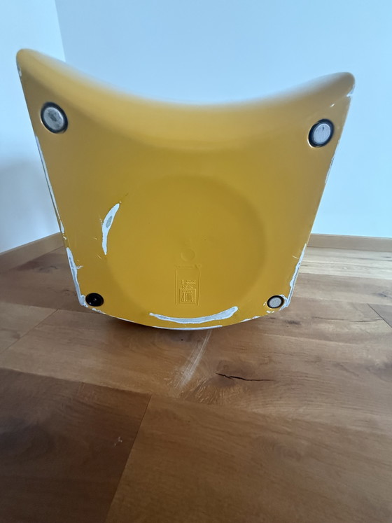 Fauteuil SIGN inspiré/outdoor par Piergiorgio Cazzaniga pour MDF Italia – Jaune laqué – Chaises & fauteuils (photo 8 of 12)