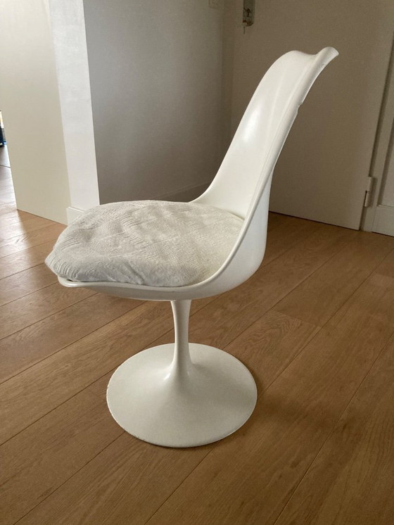 Image 1 of 4 sedie Tulip di Eero Saarinen, base fissa