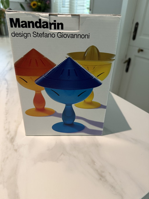 Exprimidor de mandarinas Alessi