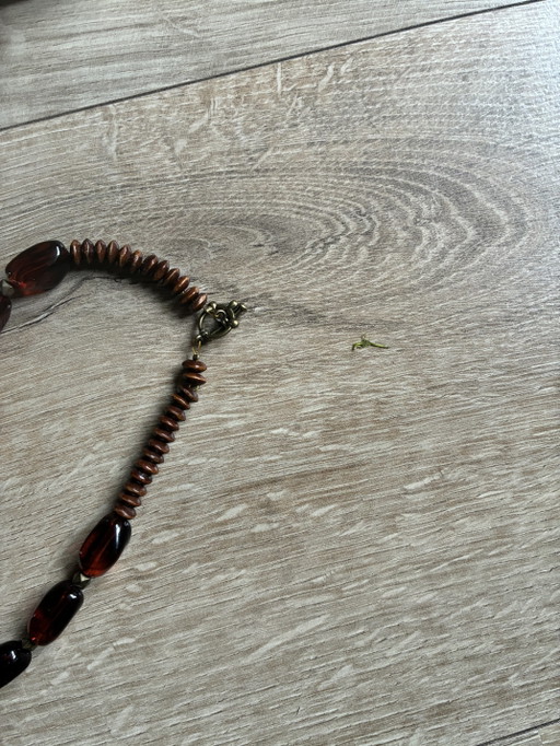 Neue Halskette mit braunen Vintage-Perlen und Quaste, 59 cm