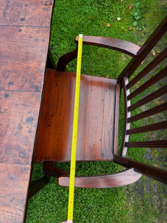 Image 1 of Grande table de salle à manger coloniale en teck massif avec 8 chaises et coussins