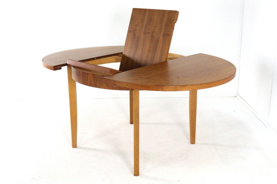 Image 1 of Round extendable dining table 'Rudolstadt' vintage