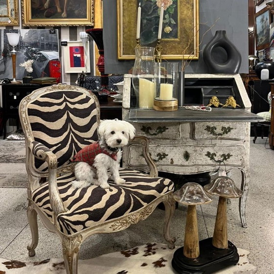 Image 1 of Provencal bureau/chest of drawers, Louis XV style, 19th century - France
