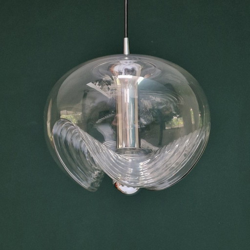 Vintage Space Age hanglamp – Peill & Putzler “Wave” / “Futura” – 1970s Duitsland – Glas en Metaal – Ø 32 cm. Space Age Design.