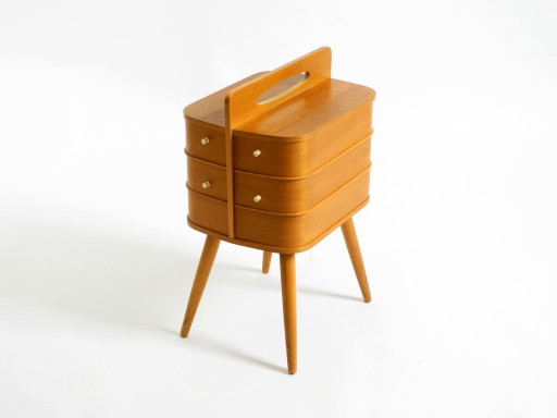 Precioso costurero original de teca Mid Century con compartimentos abatibles