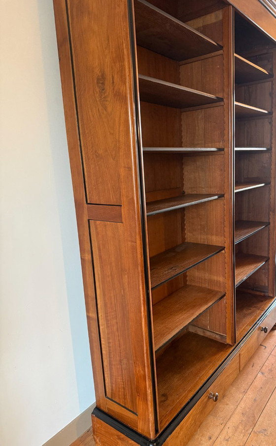 Image 1 of Grande bibliothèque victorienne