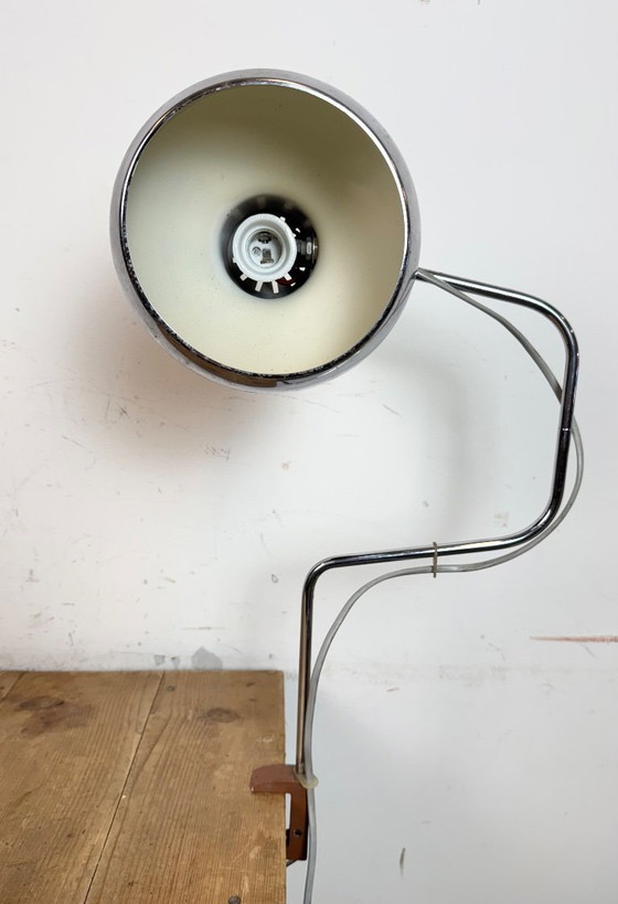 Image 1 of Bruine industriële bureaulamp, jaren 70