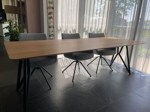 Studio Henk Dining Table