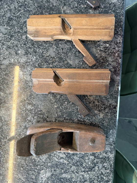 Image 1 of 5 delige antieke meubelschavenset