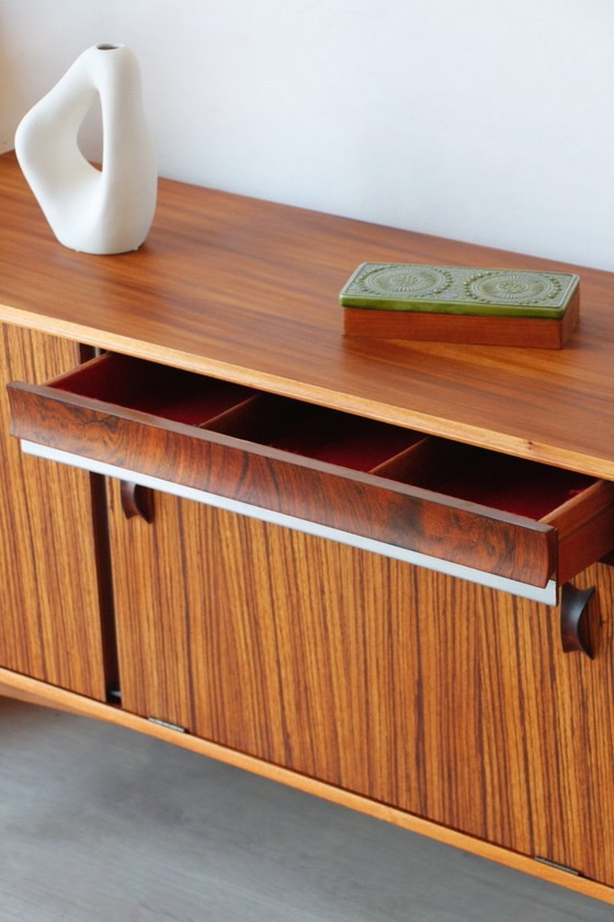 Image 1 of Zebrano Scandinavisch dressoir - Vintage jaren 60 buffet
