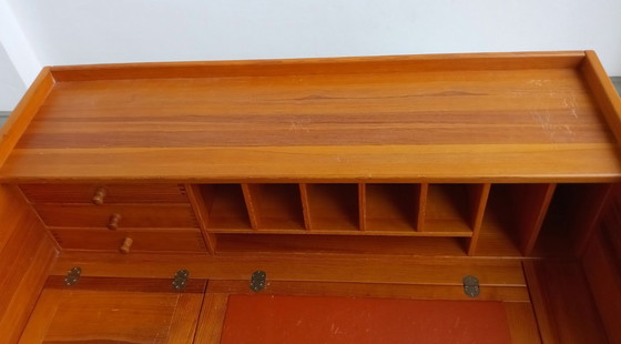 Image 1 of Bureau in Oregon Pine van Andreas Hansen voor Hadsten Träindustri