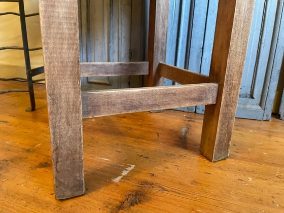 Image 1 of Mesa auxiliar con banco plegable y taburete en francés.