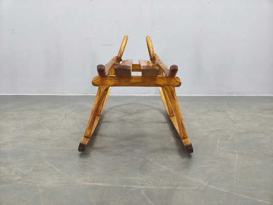 Image 1 of Eikenhouten slee uit de jaren 1930, Tsjechoslowakije, rustiek Alpenstuk