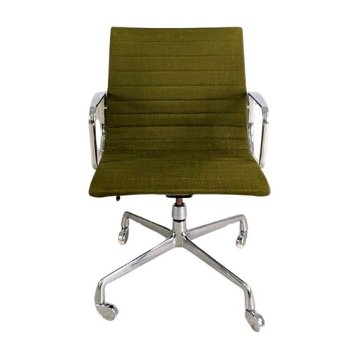 Original Midcentury office chair Herman Miller EA 117 Eames green