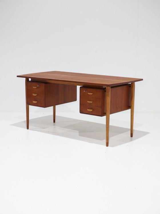 Freestanding teak double-sided Danish 1960s vintage Desk, Wood, Brown, Mid Century Modern (photo 6 of 15)