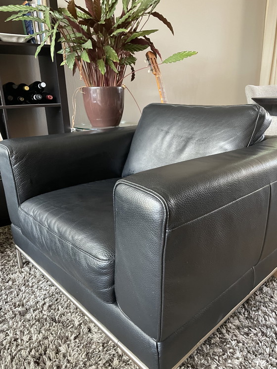 Image 1 of Ensemble de 2 fauteuils en cuir et 1 tabouret