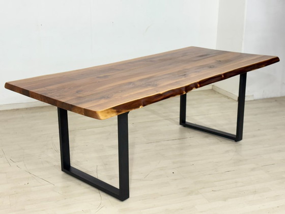 Massief houten eettafel van walnoothout / Tafel / Eettafel / Vergadertafel / Woonkamertafel / 220 cm breed (photo 7 of 13)