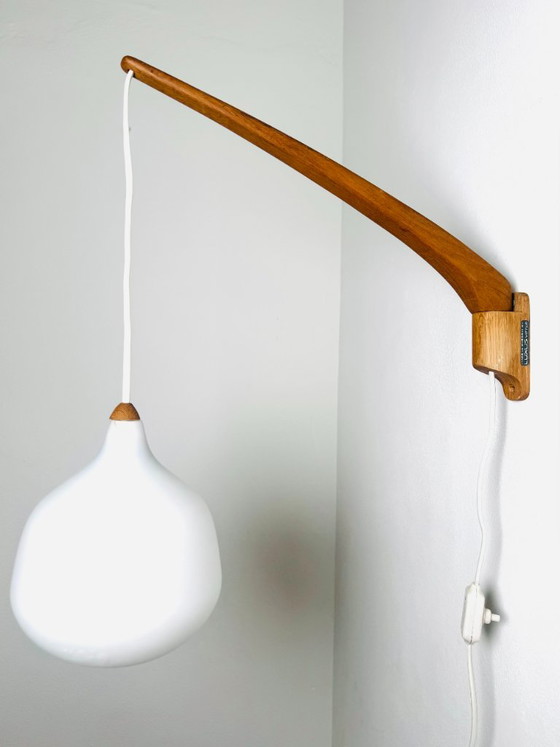 Model 705 Floating Wall Lamp in Opaline Glass and Teak by Uno & Östen Kristiansson for Luxus, Sweden, 1960s (photo 9 of 9)
