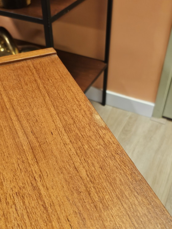 Image 1 of Twee Vintage Teak Fineer Nachtkastjes Kastjes Bedkastjes
