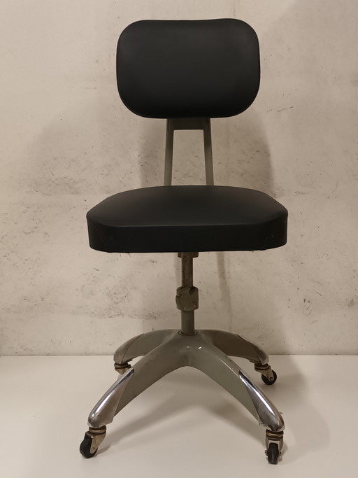 Japanese Industrial Desk Chair – bureaustoelen, Metal (photo 2 of 13)